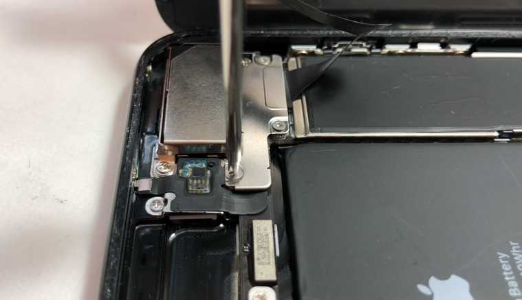 iPhone 7 Plus 螢幕維修 -8