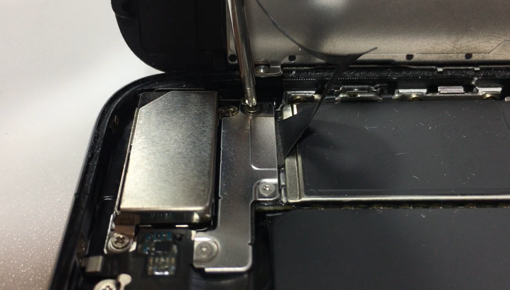 iPhone 7 Plus 螢幕維修 -16